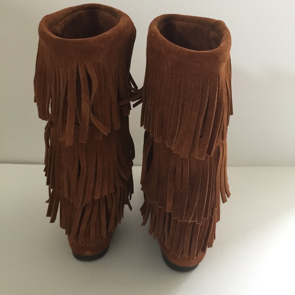 Minnetonka Rust Color Fringed Suede Boot Sz 8 - image 6